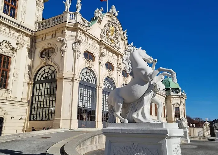In Luxury Apartment, Near Hauptbahnhof Wenen